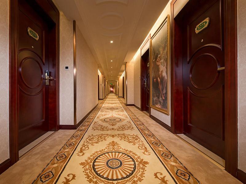 Vienna Hotel Shenzhen Shuiku New Village Esterno foto